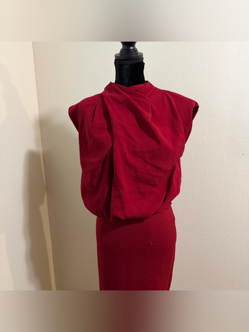 Aliava Maxine Crepe Midi Dress Maroon High Neck Draped Shoulder Bodycon L NWT - Picture 5 of 13